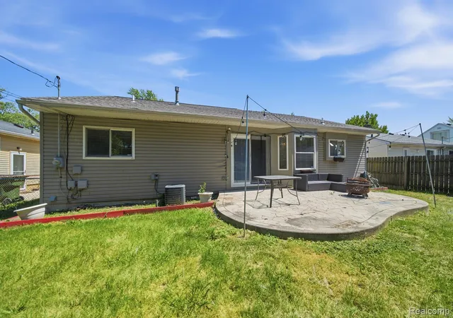 Photo 3 of Single family home for sale at 22825 Teppert Ave, Eastpointe, MI 48021 | MLS# 20261061273 | Listing updated on 2026-08-28