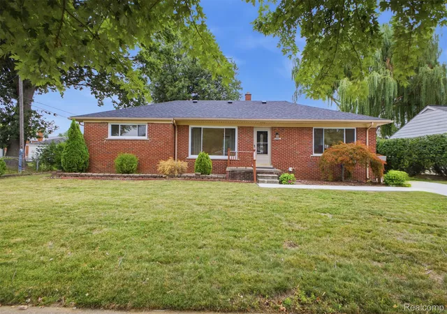 Photo 3 of Single family home for sale at 6326 Lathers St, Garden City, MI 48135 | MLS# 20261061279 | Listing updated on 2026-09-13