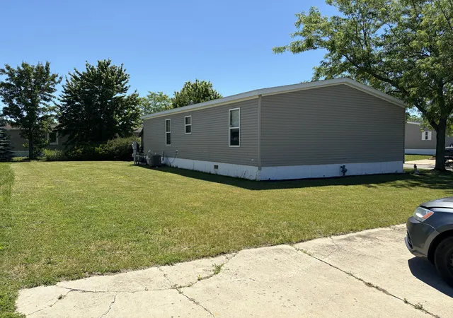 Photo 4 of Single family home for sale at 360 E Tuttle Rd #212, Ionia, MI 48846 | MLS# 65026040488 | Listing updated on 2026-08-10