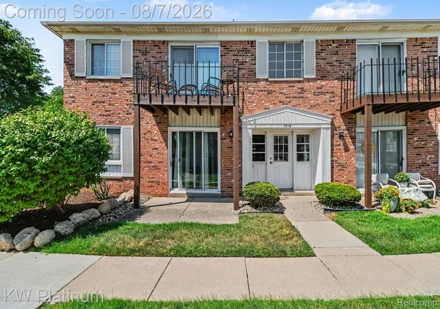 Photo 2 of Condo for sale at 1516 Normandy Rd, Royal Oak, MI 48073 | MLS# 20261061287 | Listing updated on 2026-08-28
