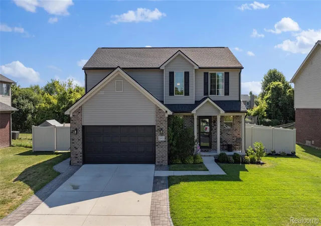 Photo 2 of Single family home for sale at 26921 Cedar Run Ct, Woodhaven, MI 48183 | MLS# 20261061290 | Listing updated on 2026-08-23
