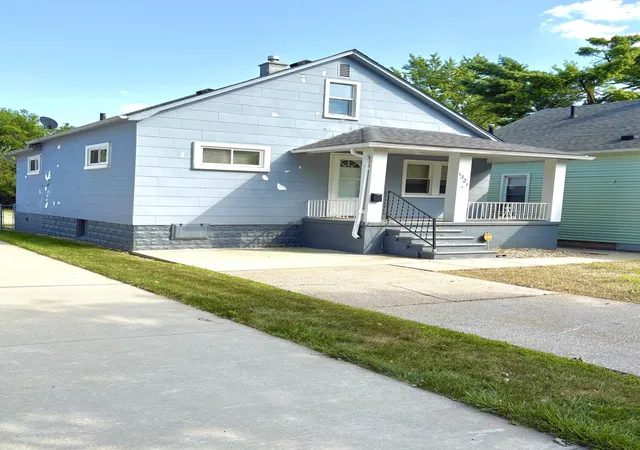 19th image of 1321 Applewood Ave, Lincoln Park, MI 48146 | MLS# 81026040494