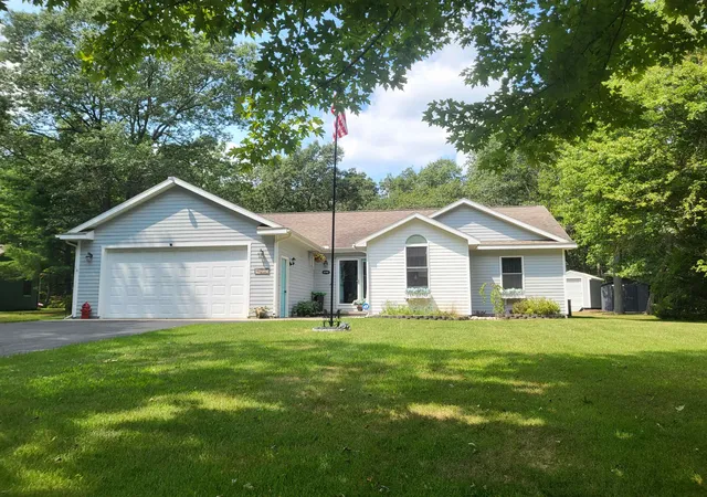 1st image of 6797 Lakewood Dr, Oscoda, MI 48750 | MLS# 77080071919