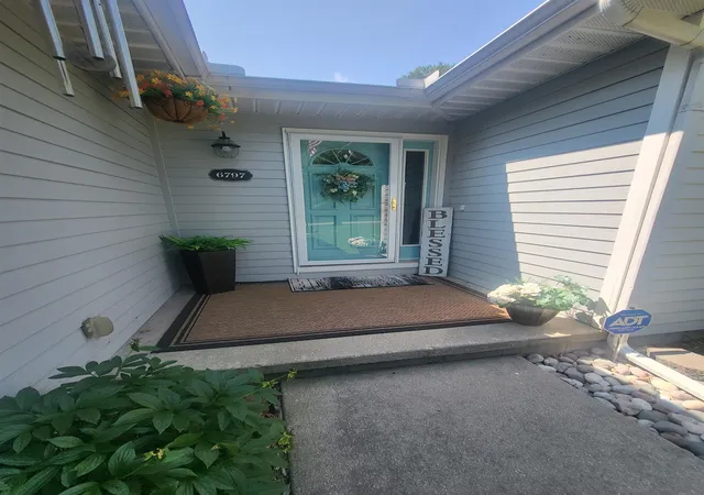 2nd image of 6797 Lakewood Dr, Oscoda, MI 48750 | MLS# 77080071919