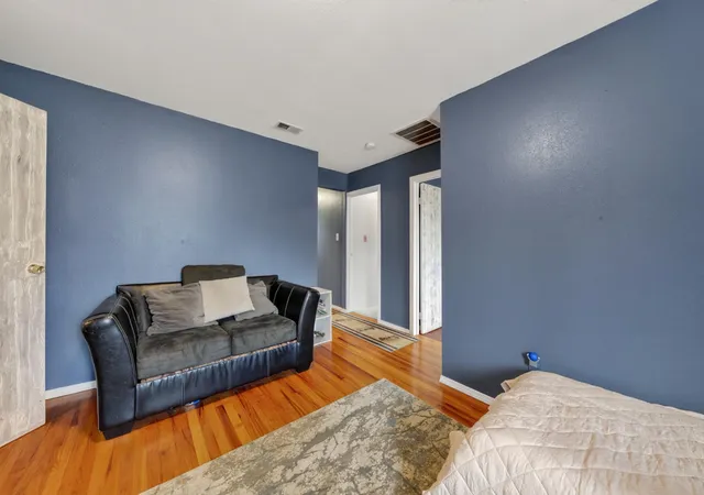 Photo 3 of Single family home for sale at 8410 W Newburg Rd, Carleton, MI 48117 | MLS# 81026040504 | Listing updated on 2026-10-08