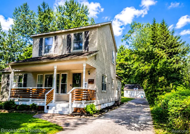 Photo 2 of Single family home for sale at 38276 Hamon St, Harrison Township, MI 48045 | MLS# 20261061320 | Listing updated on 2026-09-02