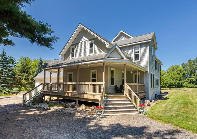1st image of 1621 Ray Rd, Oxford, MI 48371 | MLS# 20261061321