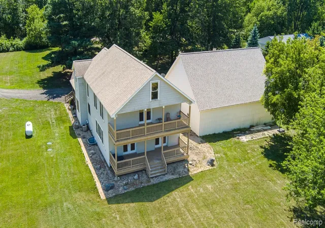 60th image of 1621 Ray Rd, Oxford, MI 48371 | MLS# 20261061321