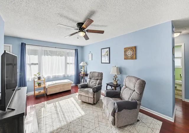 5th image of 7418 Aumack Dr, Eau Claire, MI 49111 | MLS# 69026040507
