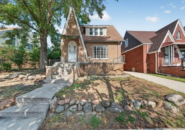 1st image of 15050 Pinehurst St, Detroit, MI 48238 | MLS# 81026040510