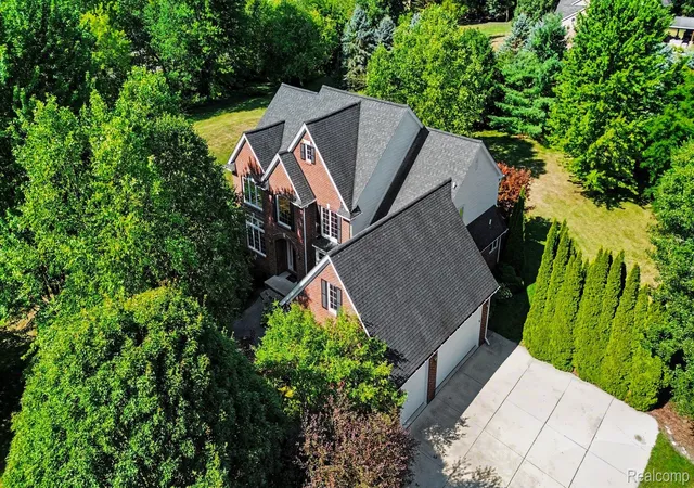 Photo 3 of Single family home for sale at 75365 Peters Dr, Bruce Twp, MI 48065 | MLS# 20261061349 | Listing updated on 2026-08-30