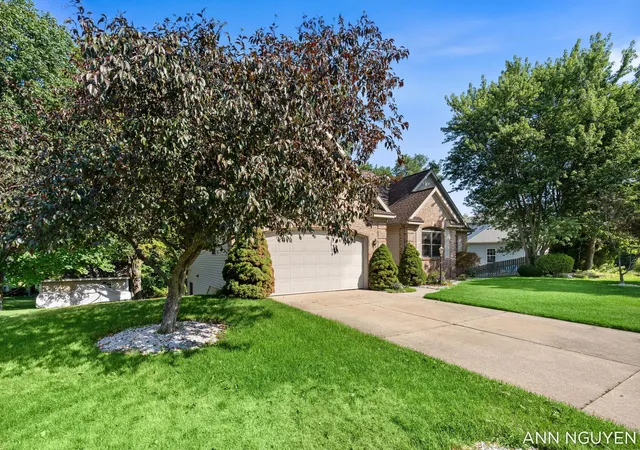 4th image of 5263 Pine Slope Dr Sw, Wyoming, MI 49519 | MLS# 65026040517