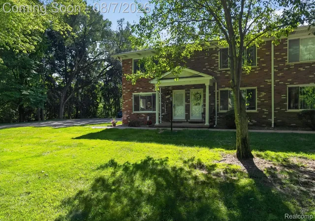 Photo 3 of Condo for sale at 5116 Kintyre Ln, Brighton, MI 48116 | MLS# 20261061360 | Listing updated on 2026-09-13
