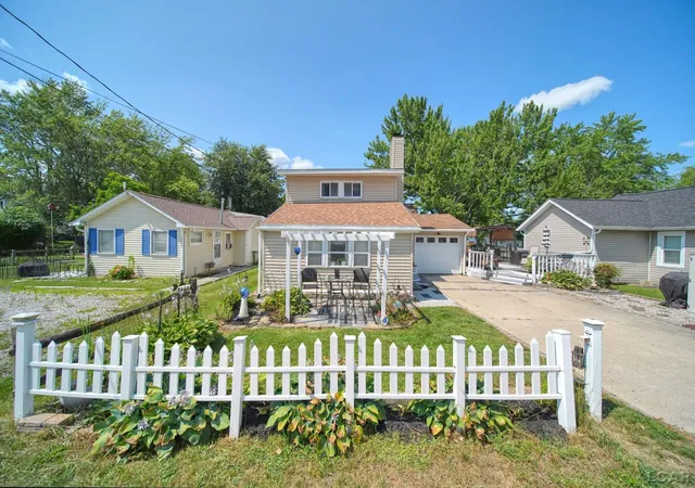 2nd image of 10875 W Ferndale Dr, Manitou Beach, MI 49253 | MLS# 56050217382