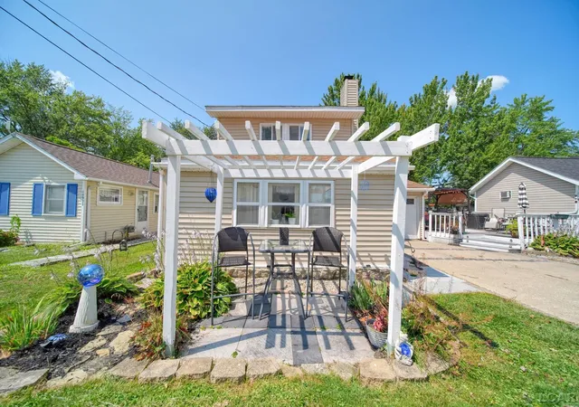 Photo 3 of Single family home for sale at 10875 W Ferndale Dr, Manitou Beach, MI 49253 | MLS# 56050217382 | Listing updated on 2026-08-05