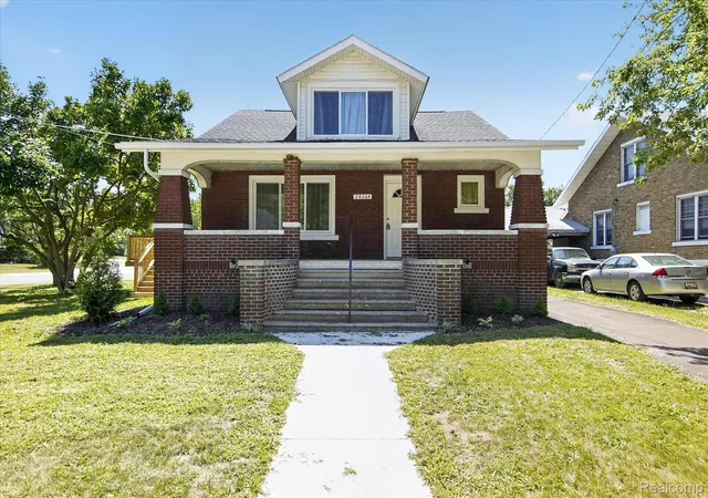 Photo 1 of Single family home for sale at 28264 Waltz Rd, New Boston, MI 48164 | MLS# 20261061374 | Listing updated on 2026-09-12