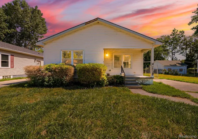 Photo 1 of Single family home for sale at 572 Tennessee St, Detroit, MI 48215 | MLS# 20261061385 | Listing updated on 2026-08-07