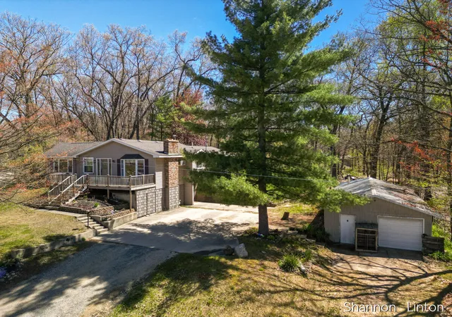 4th image of 12088 N Lake St, Bitely, MI 49309 | MLS# 71026040540