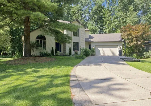 1st image of 4569 Chandler Dr, Hudsonville, MI 49426 | MLS# 65026040541