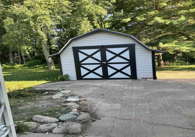 Photo 3 of Single family home for sale at 11079 Armstrong, Saginaw, MI 48609 | MLS# 20261061387 | Listing updated on 2026-08-07