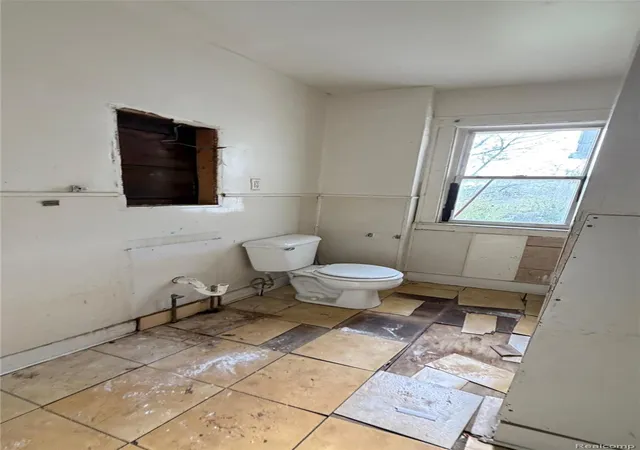 Photo 3 of Single family home for sale at 11149 Northlawn St, Detroit, MI 48204 | MLS# 20261061389 | Listing updated on 2026-08-22