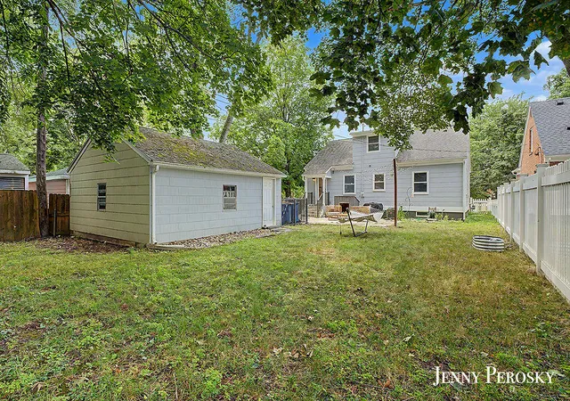 image of 1044 Breton Rd Se, East Grand Rapids City Kent, MI 49506 | MLS# 65026040552