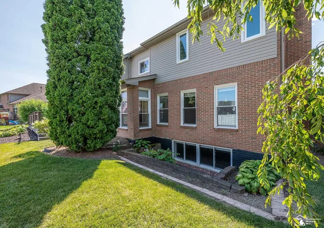 4th image of 774 Windsor Ct, Monroe, MI 48161 | MLS# 57050217402