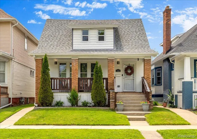 Photo 1 of Single family home for sale at 3003 Fischer St, Detroit, MI 48214 | MLS# 20261061403 | Listing updated on 2026-08-22