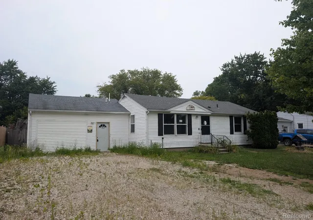 1st image of 1334 Transue Ave, Burton, MI 48509 | MLS# 20261061419