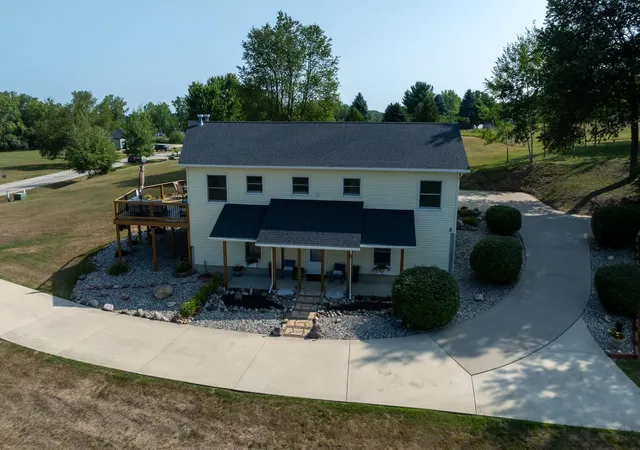 Photo 4 of Single family home for sale at 1201 S Clubhouse Dr, Weidman, MI 48893 | MLS# 79080071930 | Listing updated on 2026-09-06