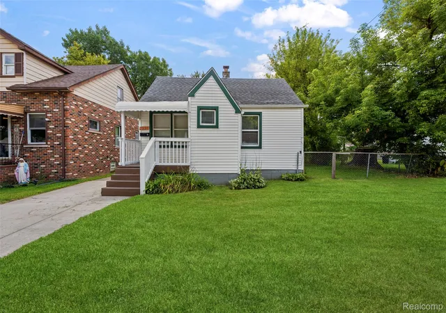 Photo 1 of Single family home for sale at 7220 Toepfer Rd, Warren, MI 48091 | MLS# 20261061431 | Listing updated on 2026-09-01