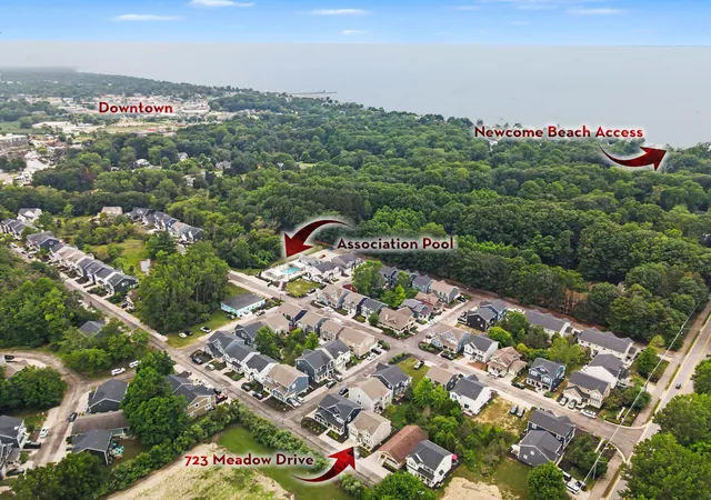 3rd image of 723 Meadow Dr, South Haven, MI 49090 | MLS# 69026040578