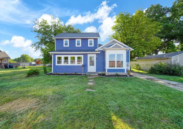1st image of 1025 Hamilton St, Jackson, MI 49202 | MLS# 55026040588
