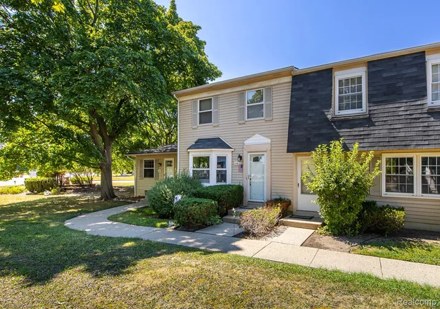 3rd image of 104 Lake Village Dr, Walled Lake, MI 48390 | MLS# 20261061452