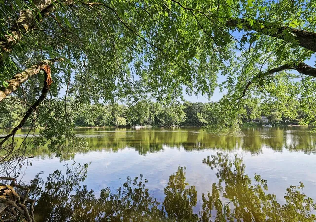 15th image of 2067 Riverbank Ave Ne, Grand Rapids, MI 49525 | MLS# 65026040595