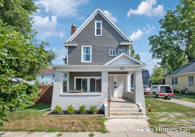 1st image of 39 Fair St Se, Grand Rapids, MI 49507 | MLS# 65026040594