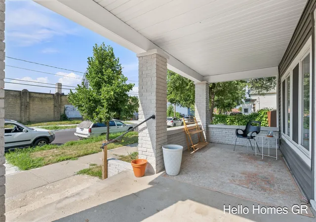 Photo 3 of Multi family home for sale at 39 Fair St SE, Grand Rapids, MI 49507 | MLS# 65026040594 | Listing updated on 2026-08-05