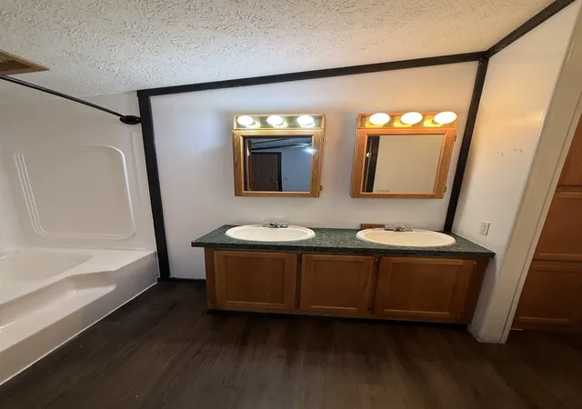 Photo 4 of Single family home for sale at 11438 Sherwood Dr, Frederic, MI 49733 | MLS# 78080071931 | Listing updated on 2026-10-04
