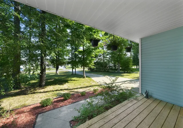 Photo 3 of Single family home for sale at 5173 Palmer Pl, Traverse City, MI 49685 | MLS# 78080071933 | Listing updated on 2026-09-17