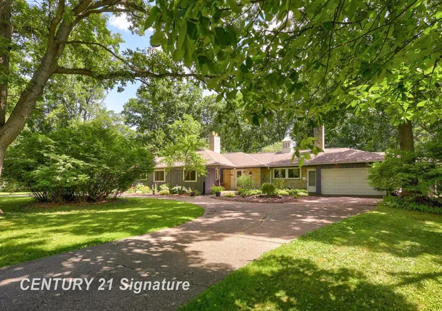 1st image of 1 N Center Woods Dr, Saginaw, MI 48638 | MLS# 61050217422
