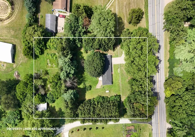 19th image of 30417 Us 12, Niles, MI 49120 | MLS# 69026040597