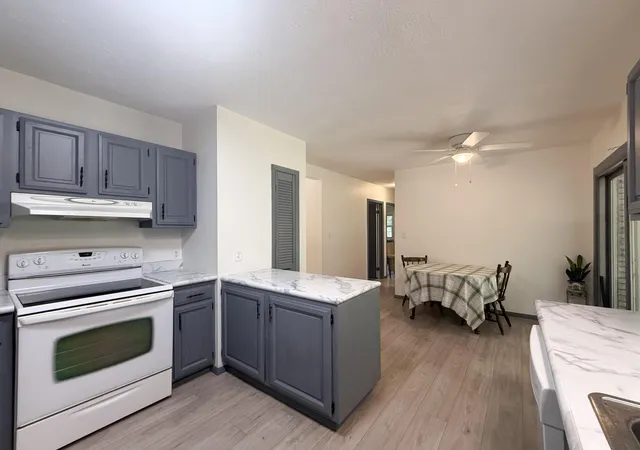 4th image of 30417 Us-12, Niles, MI 49120 | MLS# 69026040597