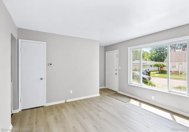 Photo 3 of Single family home for sale at 14921 Myola Ave, Warren, MI 48089 | MLS# 20261061467 | Listing updated on 2026-08-19