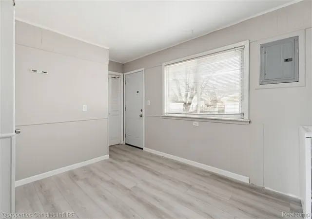 Photo 3 of Single family home for sale at 14921 Myola Ave, Warren, MI 48089 | MLS# 20261061467 | Listing updated on 2026-08-19