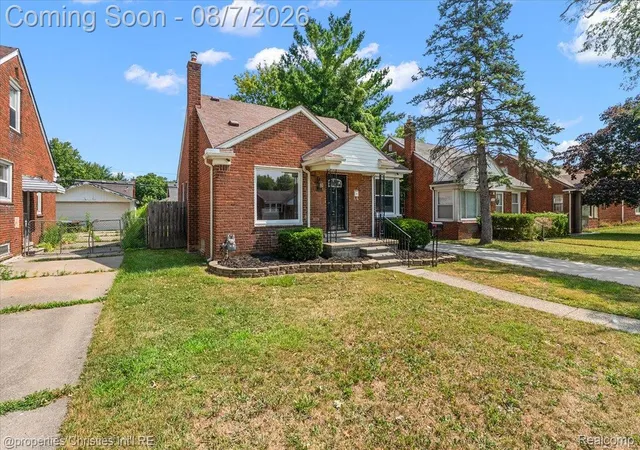 4th image of 21711 Bournemouth St, Harper Woods, MI 48225 | MLS# 20261061473