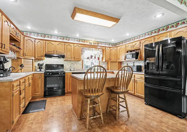 Photo 4 of Single family home for sale at 28783 Sarabyn St, Dowagiac, MI 49047 | MLS# 69026040601 | Listing updated on 2026-09-04