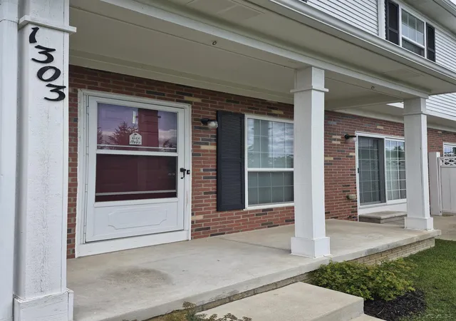 1st image of 1303 Riversedge Dr Dr, Saline, MI 48176 | MLS# 56050217430