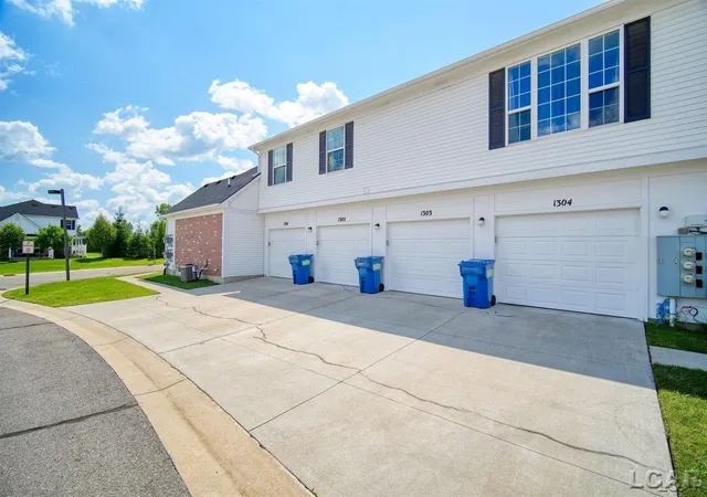 2nd image of 1303 Riversedge Dr Dr, Saline, MI 48176