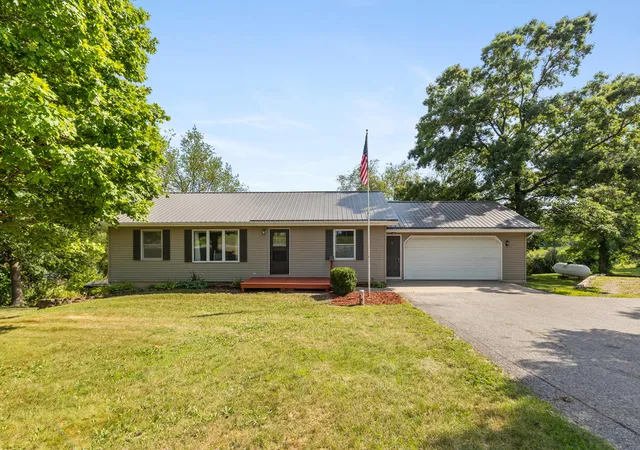 39th image of 5265 Belding Rd, Belding, MI 48809 | MLS# 65026040613
