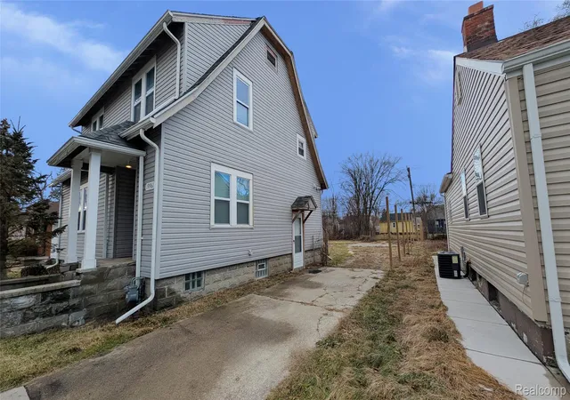 2nd image of 19961 Forrer St, Detroit, MI 48235 | MLS# 20261061500